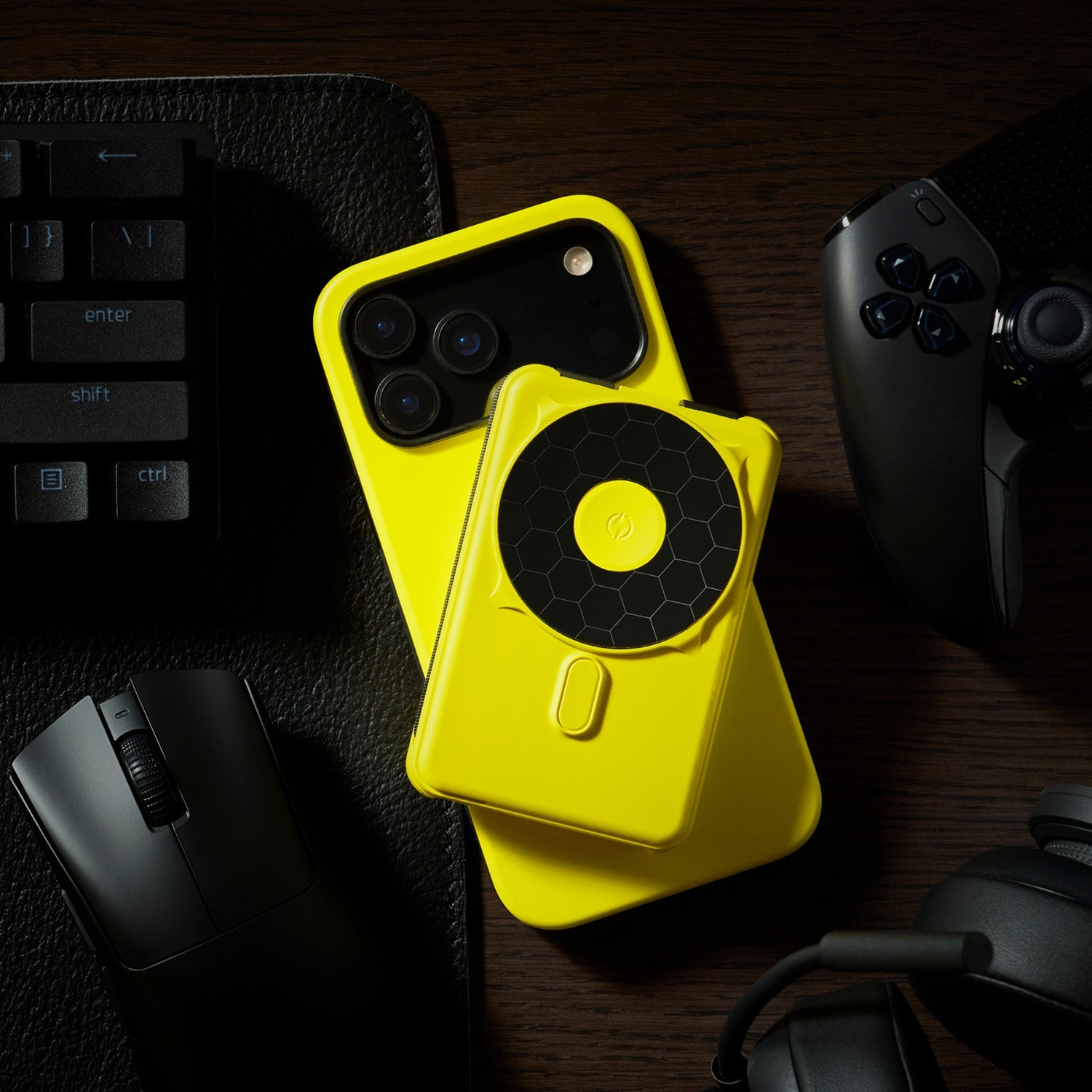 Magnetic Power Bank - Hyper Lime